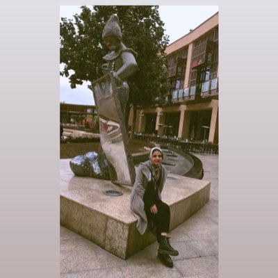 lolfarrag's profile picture. حقوق انجلش ⚖️🥂