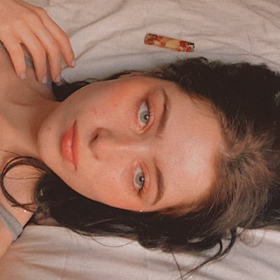 manic pixie dream goblin 24 she/her 🏎️