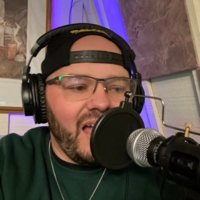 brianthefatman's profile picture. I know stuff, I read it in a book...