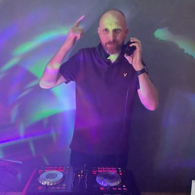 james_stockdale's profile picture. Owner of @fruitgeekuk and a glorious #Jaguar XJS V12, 5-speed manual, as featured on my YT channel 👀