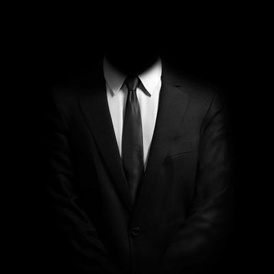 Louis_Burton_'s profile picture. In the blink of an eye - X