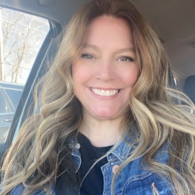 carolynlucille's profile picture. 