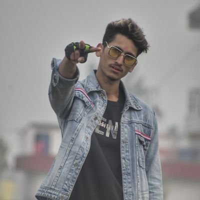 म मरेपनी मेरो देश सधै बाचिराखोस्☝️
@jayanepal🇳🇵
follow me 100% follow back 💗