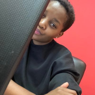 Lisbeth_Ledile's profile picture. {God• Family• Law} • Coffee addict • I’m desperate for this doctoral degree😕