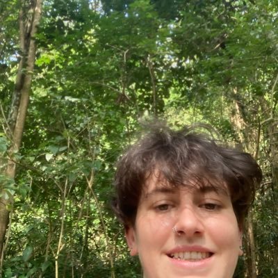 olivemealone_'s profile picture. confused a little bit all the time and have achieved my elusive dream of singing in a 70s cover band