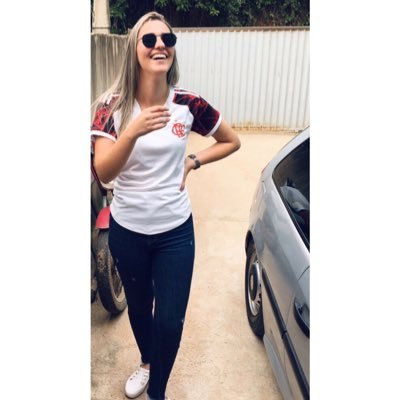 Seja forte e corajoso 💫