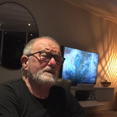 bruceadixon's profile picture. Constantly curious.