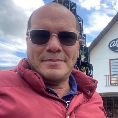 calvarezcohen's profile picture. Nacido en Sincelejo, Ingeniero de Sistemas y Especializado en Produccion de Hidrocarburos. Magister en Ingeniería de Petróleo y Gas. Casado con Zulma Alfonso.