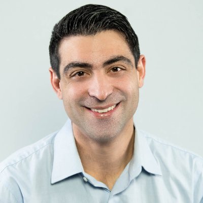 Microsoft Power BI MVP & Consultant. Italian 🇮🇹 and loves the Yankees ⚾️. Leads Chicago #PowerBI UG. Listen Tue / Thur to Explicit Measures: https://t.co/6RwGQKXuOl