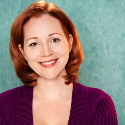 Sarah Newell is a Comedian/Actress advocate for the fed up woman. Bringing laughter to one room at a time.