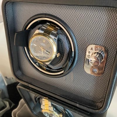 BirdContactbull's profile picture. 