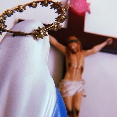 Nómada en busca del absoluto.
Se bloquean encueratrices grátis 🙏😇