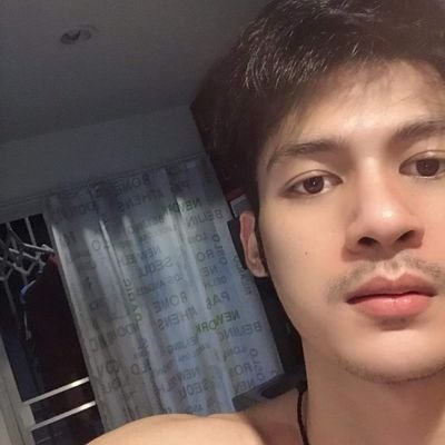 มุมไร้เเสง 🤫