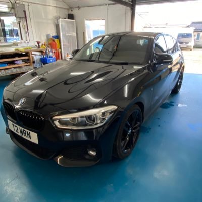 tr4y22's profile picture. unserious