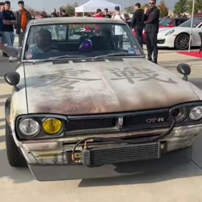 RdiMtM0E1VF1k4Z's profile picture. 