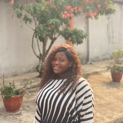 BNSC. RN👩‍⚕️
RM 🤱
Nigerian🇳🇬/Ivorian🇨🇮
chef & foodie🍏
traveler✈

Movie lover🎬🎥
social introvert..😑🤪🤫
IG: @Alinecatty_bae