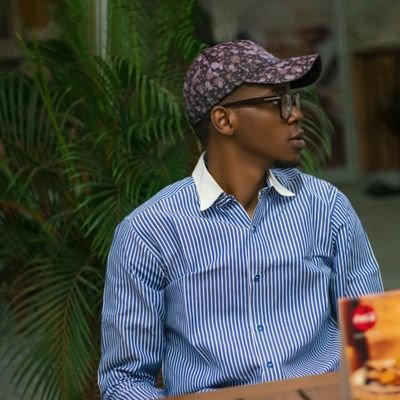 (U dont know how good I write until u see me write)
Ghostwriter
Filmmaker🎬
Professional Project Manager
Lover of Entertainment
Real Chelsea fan💙
Oxblood lover