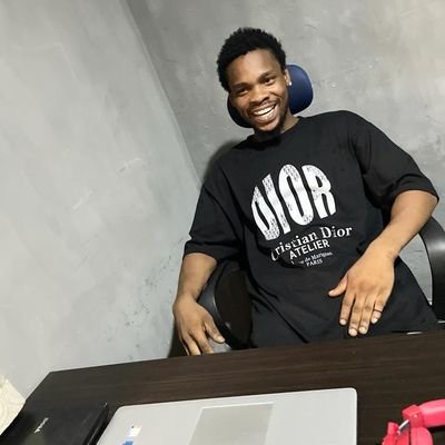 KissesRichlove's profile picture. Event Organizer @Wolflord Music
CEO @TRL Clothing & Events
Road Manager @Jhay Deezy Music
Member @OnGod Clothing & Eventz