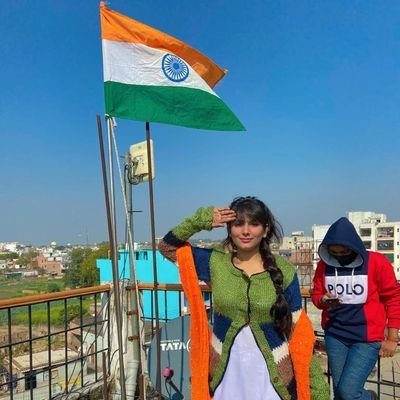 VarshaT48098568's profile picture. Varsha tripathi 
ãrmy fåñ
Kathak dancer