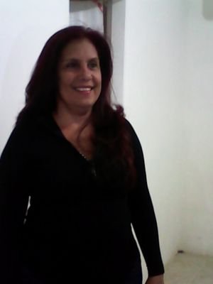 MsC. Lic. Informática; Directora del IPU Cuqui Bosh; Fidelista hasta la médula 100 %Cubana y defensora de las conquistas de nuestra revolución.