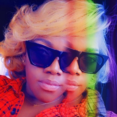 sunni_wins's profile picture. Designer. Critic. Cynic. Amazing.