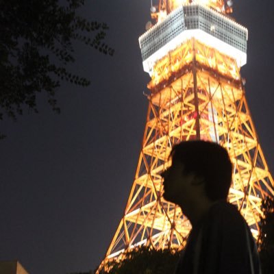 wifung's profile picture. 아이는 콩나물처럼 자라고 우리는 오이처럼 늙어가네.