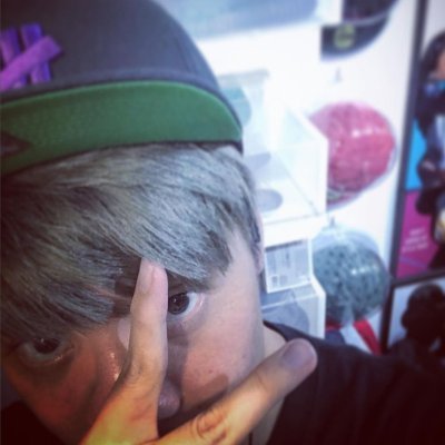 rerextg2oq's profile picture. sneakers/graphic design