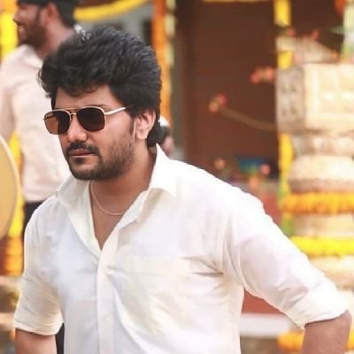 anu_sadhana's profile picture. Namala pathi solla perusa onum illa, 

☺️☺️☺️