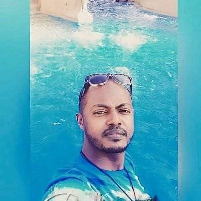 اذا تعبت من الحديث فأجلس بجانبي فأنا بارع في الصمت✨ برج العذراء♍️