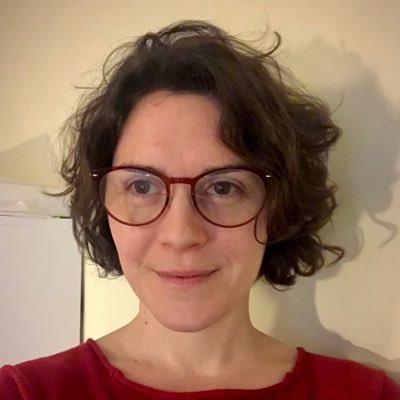 Postdoc biologist 👩🏻🔬 🧫🐁 asking how metabolism shapes cells • @TheCrick • Bird-nerd •