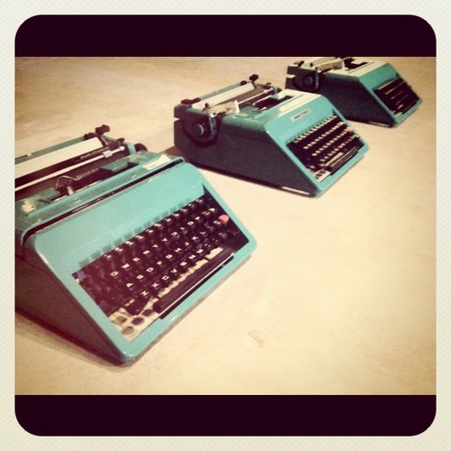 luxcentral's profile picture. uptown phoenix coffee bar- a beautiful new space where artmusicfoodwinecoffeefriendsl​ifehappinesslove collide.