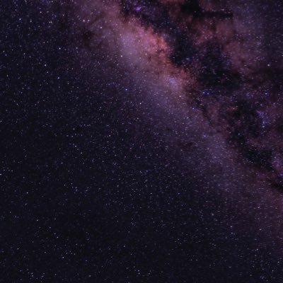 IkNmEIdsKoVglJ8's profile picture. 