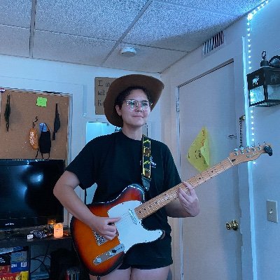 (they/them/theirs) chaotic goblin who plays with @the8lank5tairs and @emilytheband. @crunchy_ball enthusiast, animated media enjoyer.