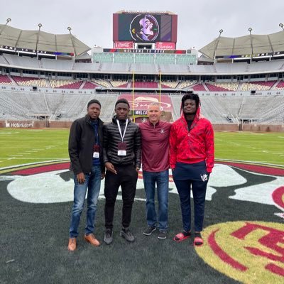 Director of Basketball @apexXelite_ | Father | GZA Basketball Coach 🏀 | WFL Football Coach 🏈