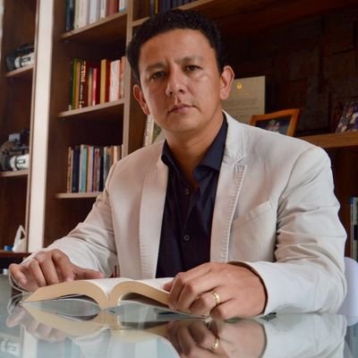 Amazónico, empresario, periodista, investigador, esposo y padre...