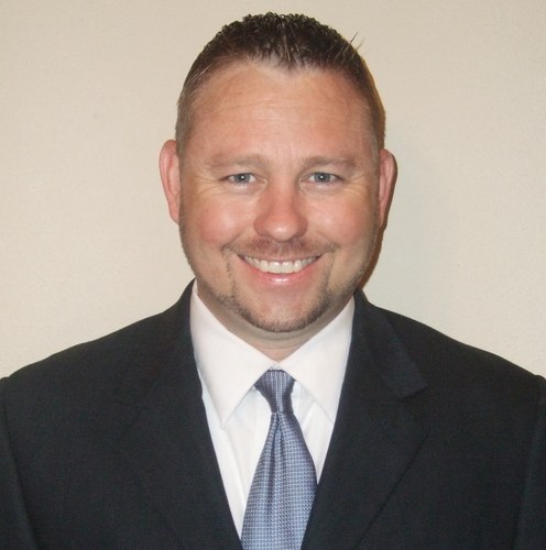 I am married to my beautiful wife Esti, and have two wonderful kids! I own my own agency with Farmers Insurance.