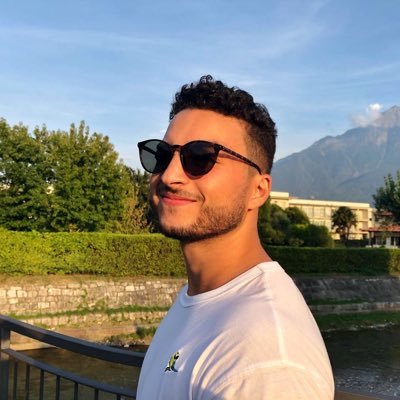 iOS engineer @ powder • SwiftUI enjoyer 💻 • iOS app cooker 👨🍳