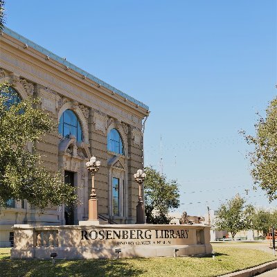 The oldest library in Texas ✨
🗓 Open Tues-Thur: 9AM-8 PM
Mon, Fri & Sat: 9AM-6 PM
🚗 Curbside available