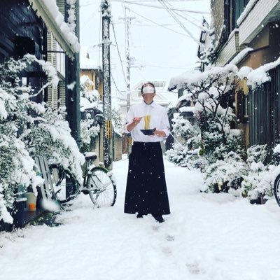 初めまして。 京都の左京区下鴨で８月からオープンしました！塩ラーメン専門店です！ 究極の塩ラーメン目指します！ よろしくお願いいたします！😃 InstagramとYouTubeもしてますのでフォロー、いいね、チャンネル登録お願いします！m(__)m