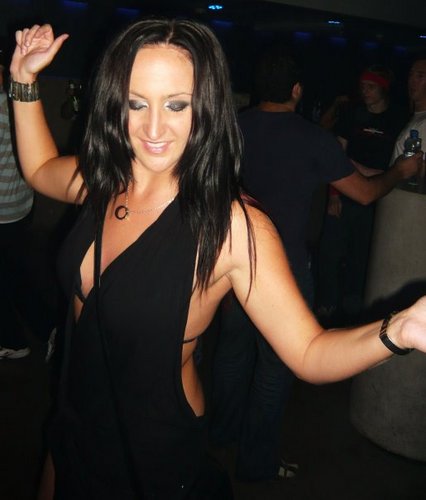 aly_hudson's profile picture. I can't be categorised, although people keep trying!