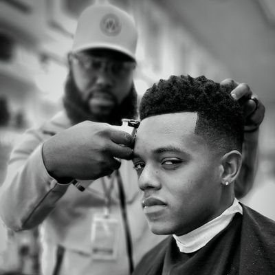 Personal barber for Morgan Cooper, Jabari Banks, Olly Sholotan and Jordan L. Jones. One of the official barbers of new series Bel-Air on @PeacockTV... 👑👑👑