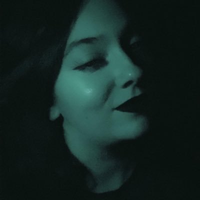 randle_alyssa's profile picture. Insta: alyssarandle19                                   Discord: theonewithsockson#5728