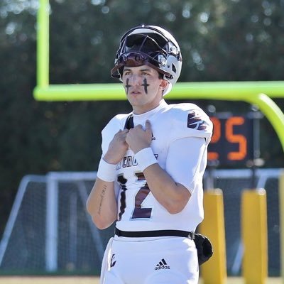 Jakob_Parks12's profile picture. NewYorker Lions QB- Braunschweig🇩🇪 |USD Alumni🐾| |UWL 🦅| Tampa, FL🌴 Your Reward Is The Path Traveled, Not The Destination!