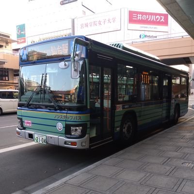 貨物、電車やバスなど交通系が好き。（バスの種類はわからないので○○号車と書きます。車両ナンバーで覚えるので）撮り方は適当です。E721系P4-19とP-28、SAT721系SA101がイチオシ！
Instagramもやってますがほとんど
やってません。↓インスタのアカウント