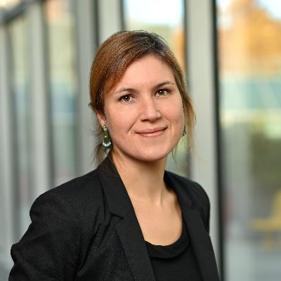 Passionnée d'innovation ! Cheffe de projets Sciences de la vie - Santé à la Métropole de Lyon