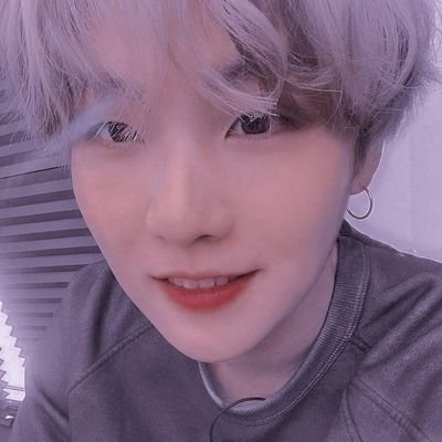 Army since 2018💜 OT7 bias Yoongi🐱
GE🇬🇪 2004/09/27
love Dance🖤
💫GiRlinPuRple💫
IG-realme_katy