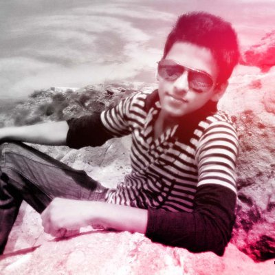 Hi Simple Rajasthani Boy , Love ravelling and blogging :)