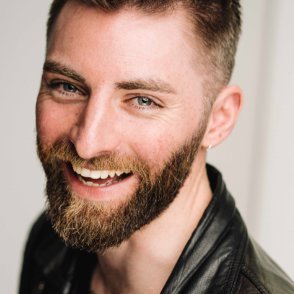 Author in the making @cbcreative. ✍️ YA & middle-grade. Re-framing adventure, revamping myth, rediscovering imagination //👷♂️UX Writer @surfshark