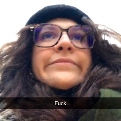 Helo_quence's profile picture. hate d'etre une riviere pour m'la couler douce // zillennial
