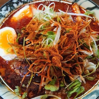 QmHXchnH0DRyhIg's profile picture. 趣味はラーメン🍜食べ歩きです。
全国のラーメン好きな人と繋がりたい🎵
激辛好きです。
アイコンは鳥取県米子市の三日月商店【尼子心中〆の段】(死にかけた一杯恐ろしい😱🍜)
バイオハザード好きです👍